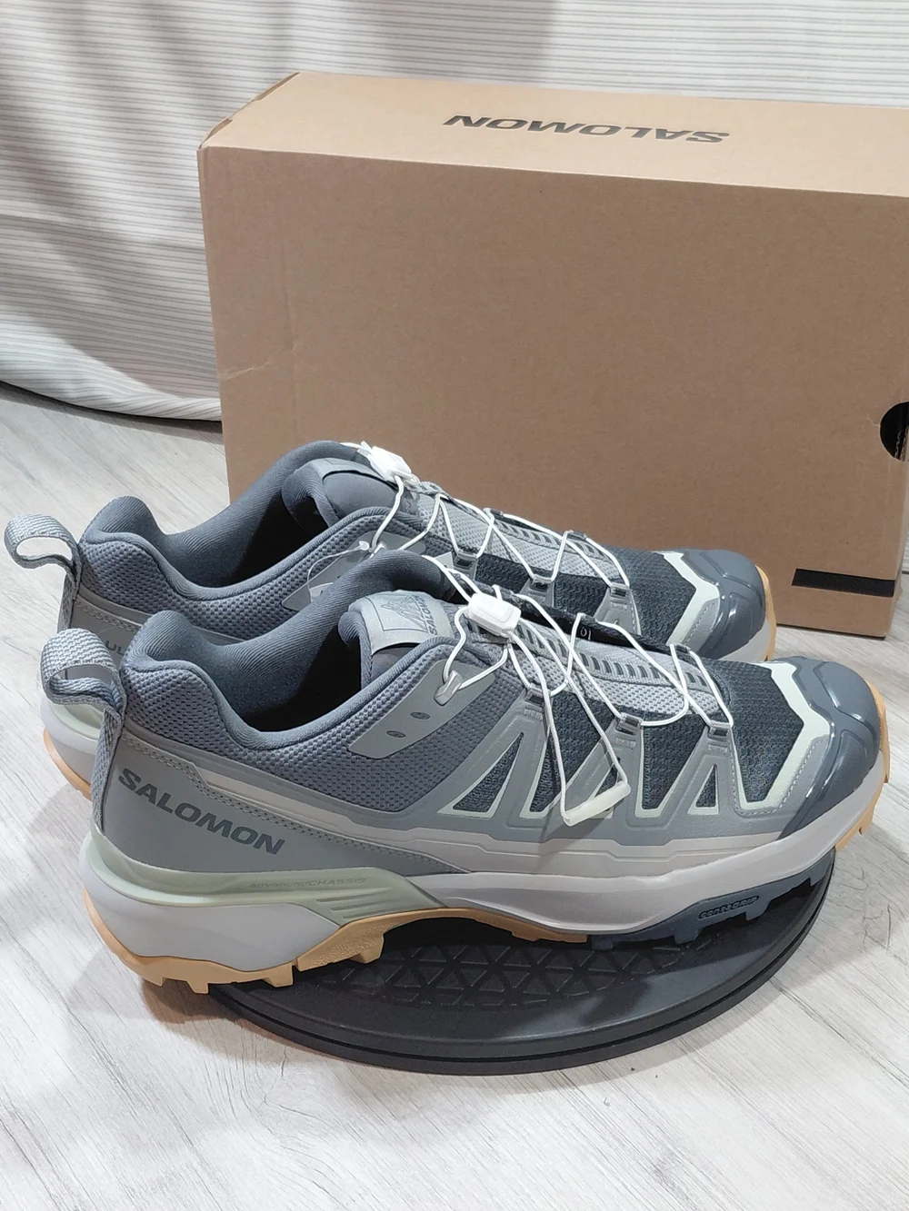 Salomon nwt men